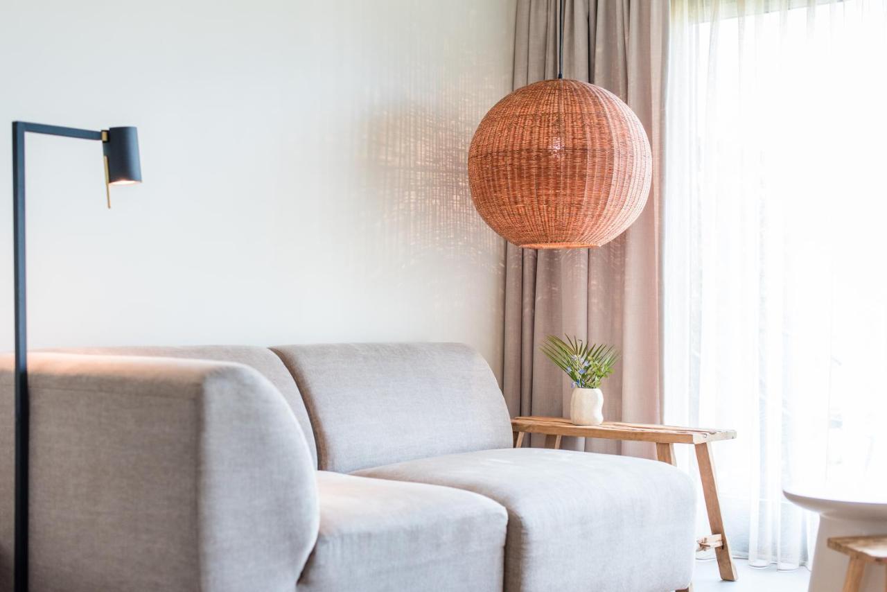 Van Heeckeren Apartments & Suites Nes Нес Экстерьер фото