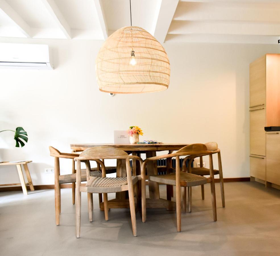 Van Heeckeren Apartments & Suites Nes Нес Экстерьер фото